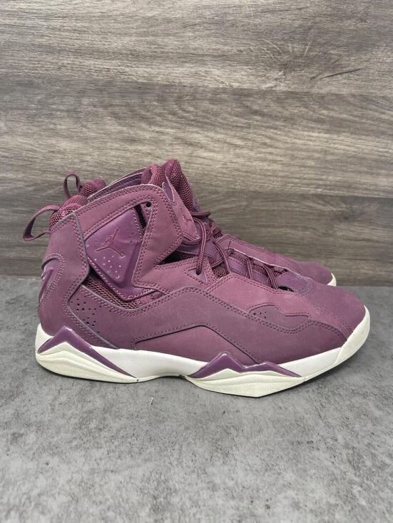 Air Jordan True Flight Sneakers Mens Size 8 Bordeaux Purple Red 342964-625